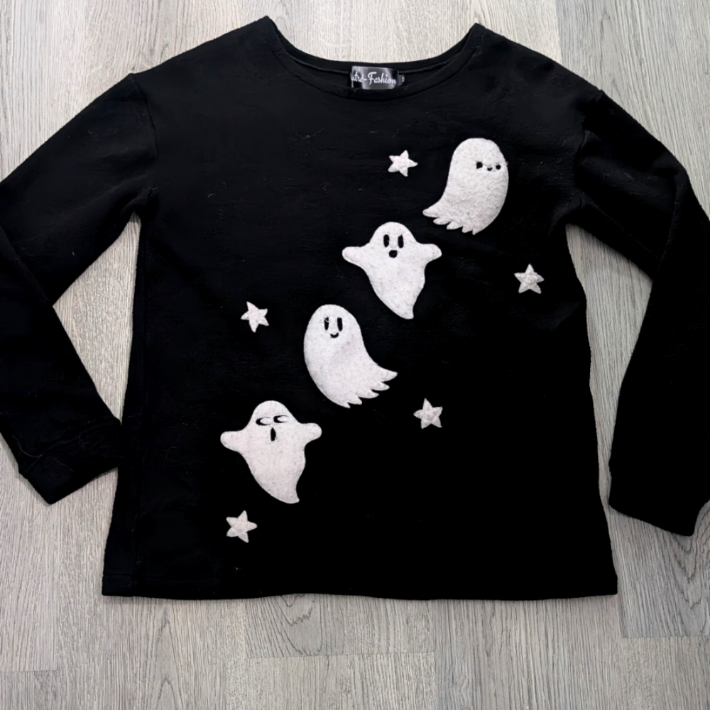 Putré-Fashion Peek-a-Boo Ghost Sweater Black Spooky Goth Small